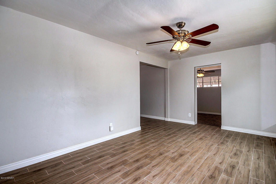 958 W Calle Evelina, Tucson, AZ 85706