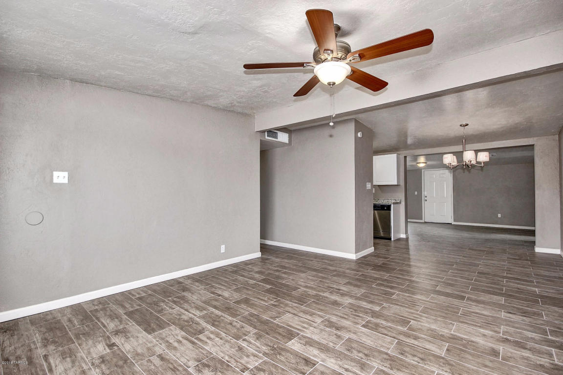 5456 S 13th, Tucson, AZ 85706