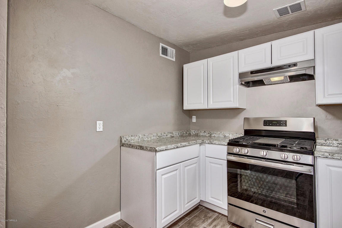 5456 S 13th, Tucson, AZ 85706