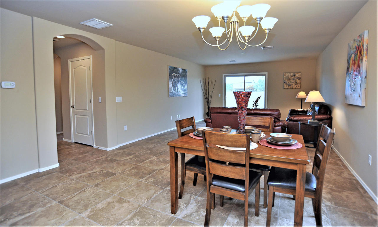 6252 S High Hope, Tucson, AZ 85706