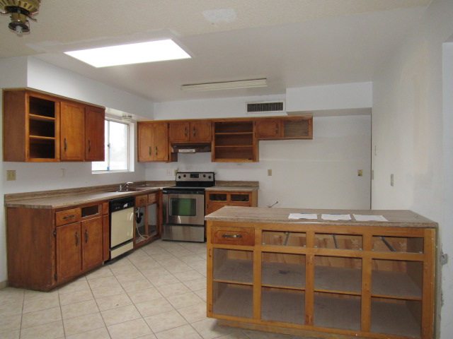 5839 S Vine AveTucson, AZ, 85706Pima County