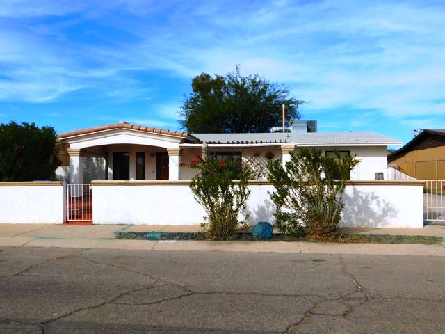 308 W Wedwick StTucson, AZ, 85706Pima County