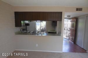 702 S. Pantano Road C, Tucson, AZ 85710