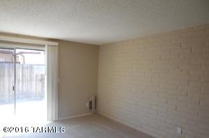 702 S. Pantano Road C, Tucson, AZ 85710