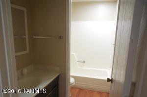 702 S. Pantano Road C, Tucson, AZ 85710