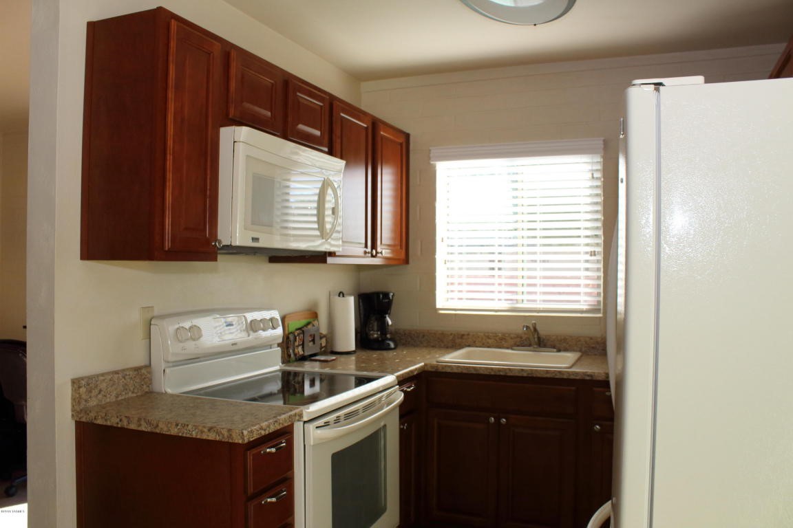 1002 S Kolb Road, Tucson, AZ 85710