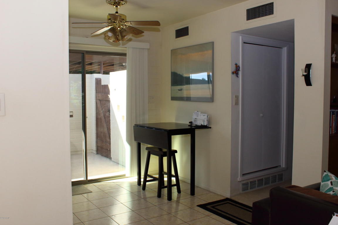 1002 S Kolb Road, Tucson, AZ 85710