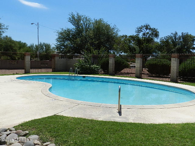 1246 S Camino Seco, Tucson, AZ 85710