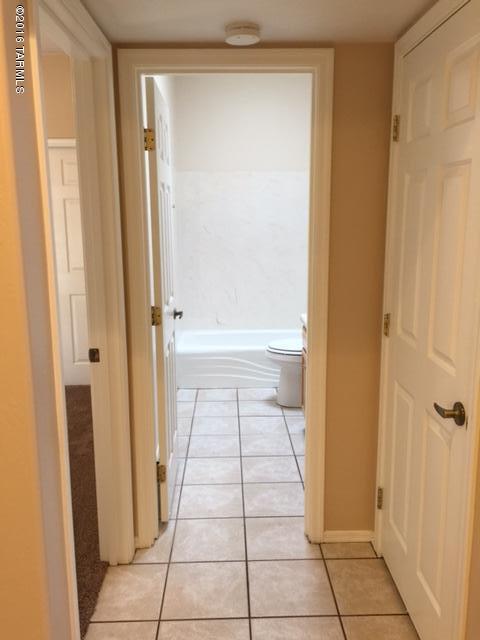 1711 S Thaxton, Tucson, AZ 85710