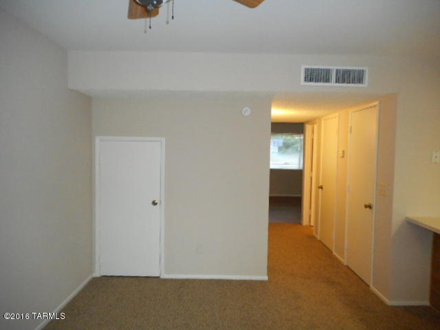 1021 N Bedford, Tucson, AZ 85710