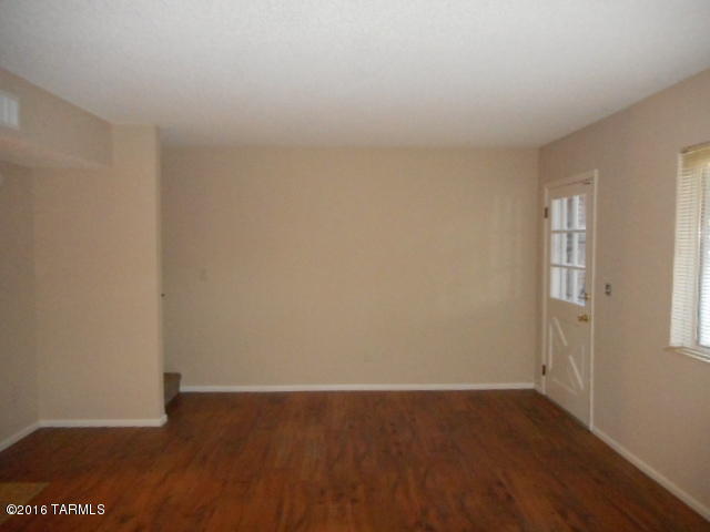 1021 N Bedford, Tucson, AZ 85710