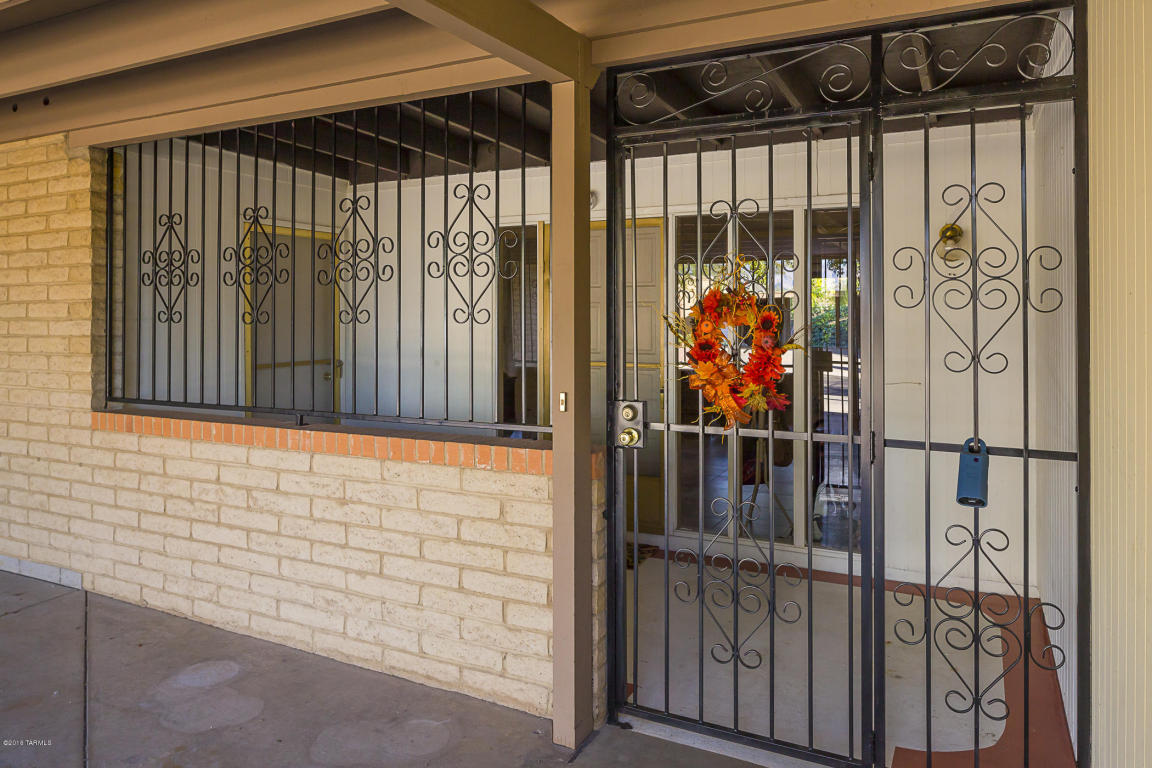 8110 E Estes, Tucson, AZ 85710