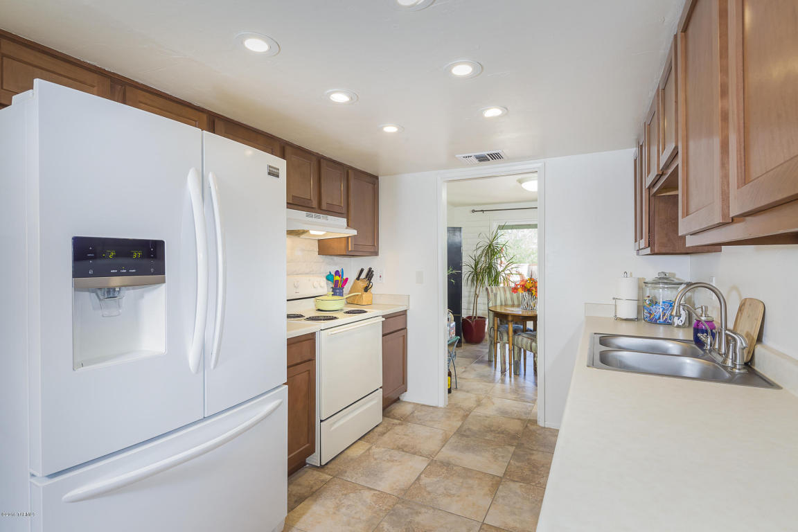 8110 E Estes, Tucson, AZ 85710