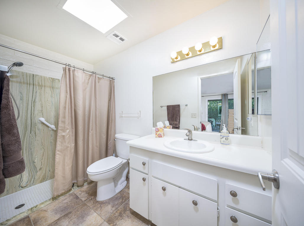 8110 E Estes, Tucson, AZ 85710