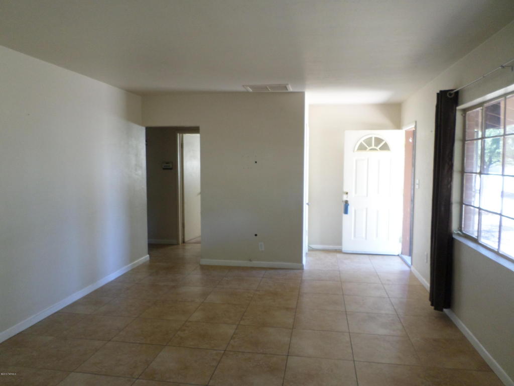 1217 S Avenida Sirio, Tucson, AZ 85710