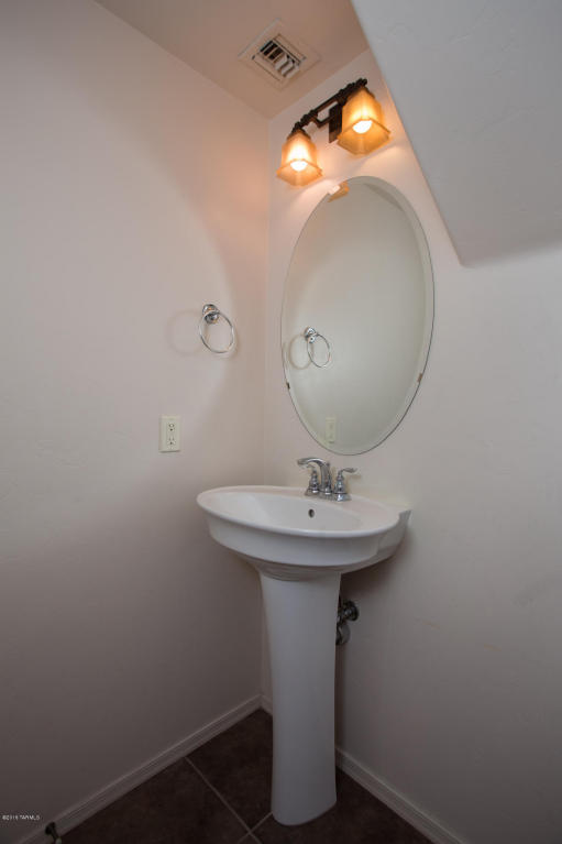 8695 E Placita De Las Tarascas, Tucson, AZ 85710