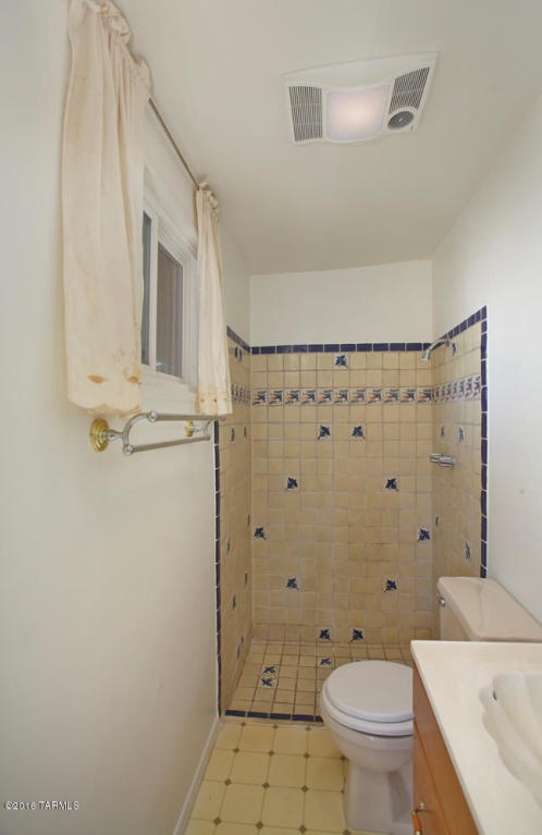 7329 E Calle Cuernavaca, Tucson, AZ 85710
