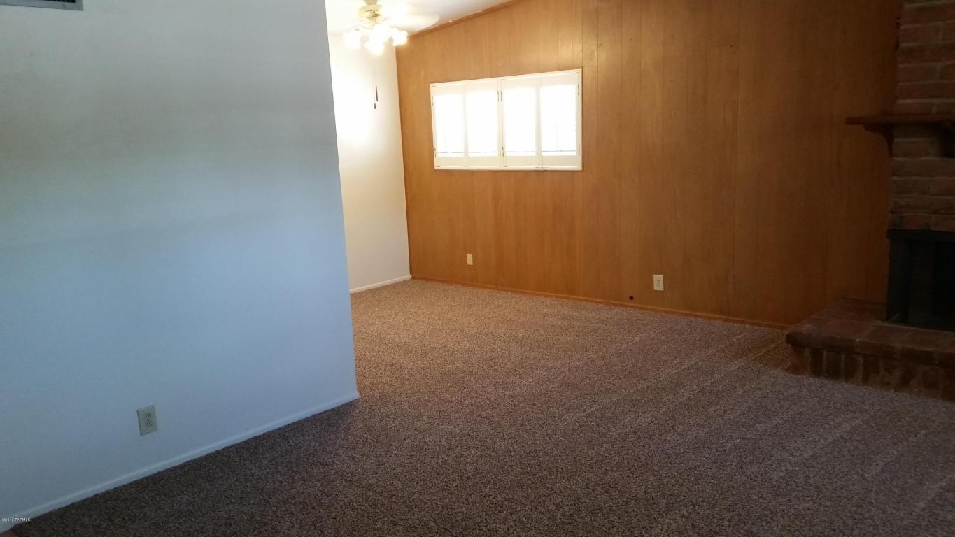 511 N Bahamas, Tucson, AZ 85710