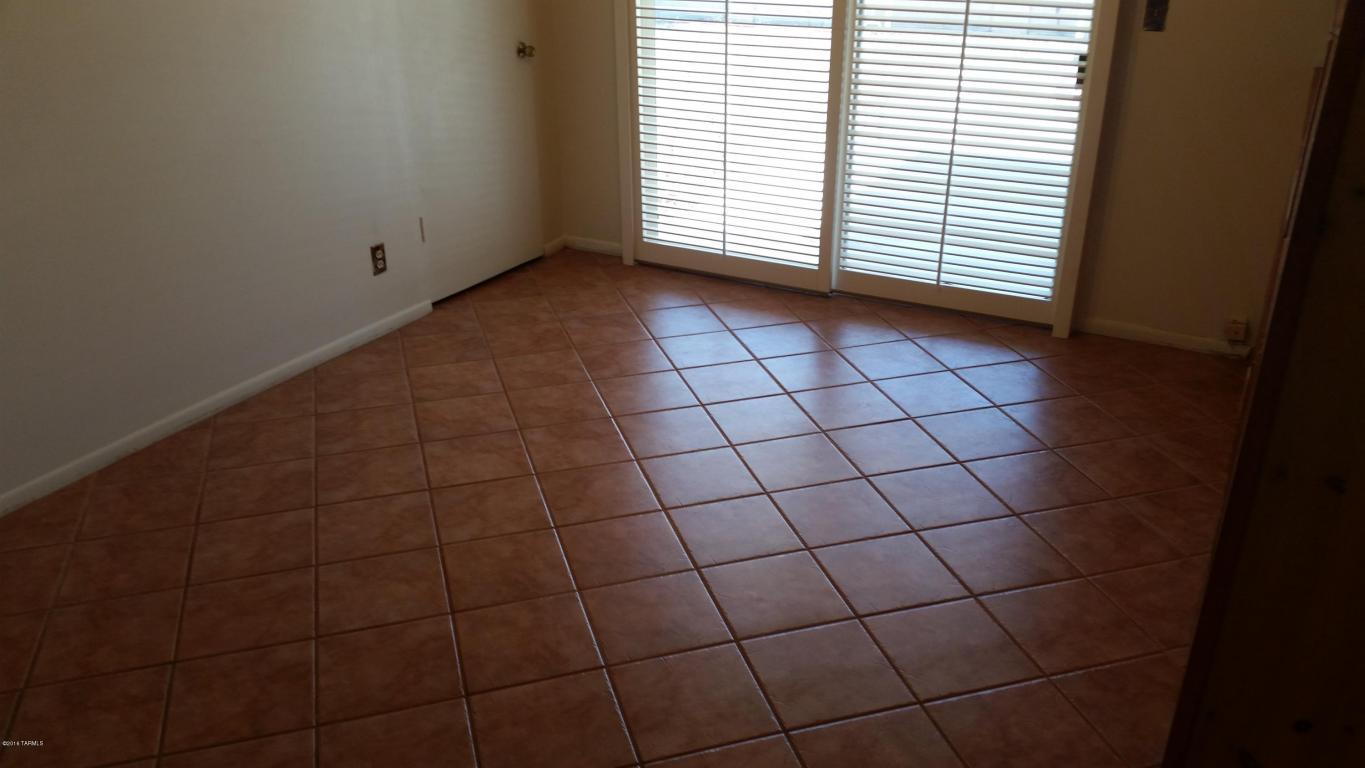 511 N Bahamas, Tucson, AZ 85710