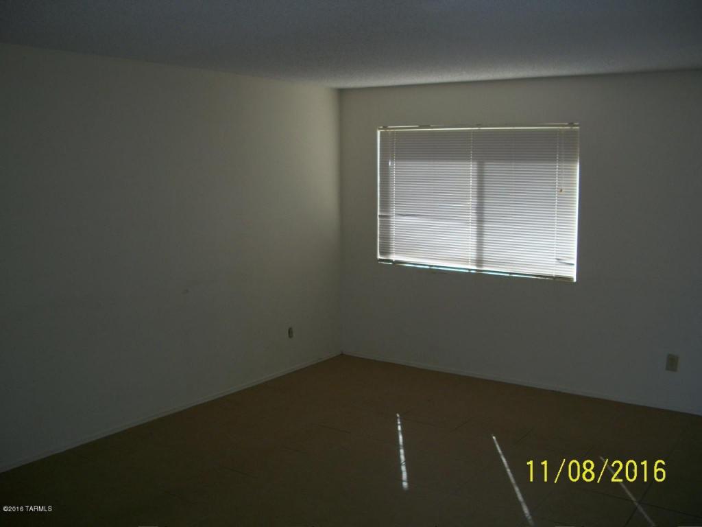 9402 E 5th, Tucson, AZ 85710