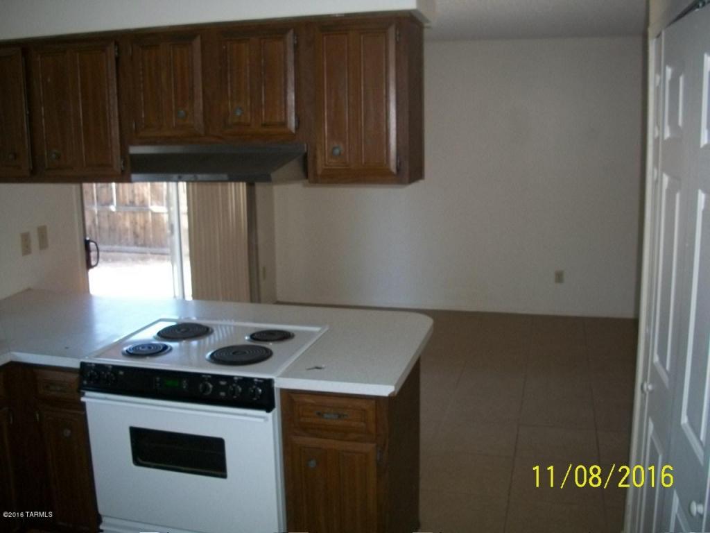 9402 E 5th, Tucson, AZ 85710