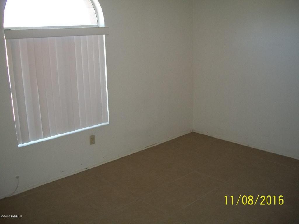 9402 E 5th, Tucson, AZ 85710