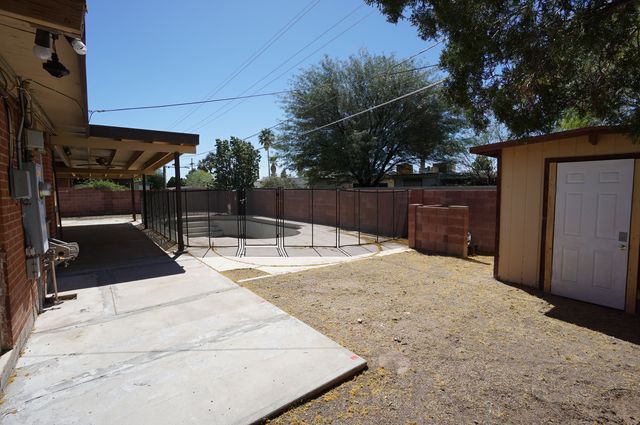8109 E Baker DrTucson, AZ, 85710Pima County
