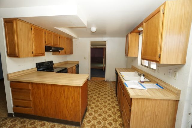 8109 E Baker DrTucson, AZ, 85710Pima County