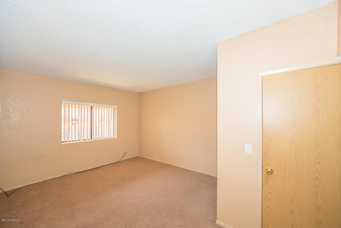 7666 E 22Nd, Tucson, AZ 85710