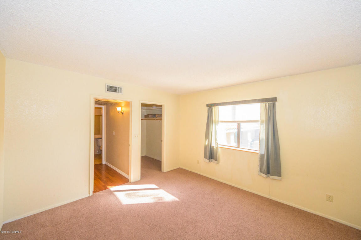7666 E 22Nd, Tucson, AZ 85710