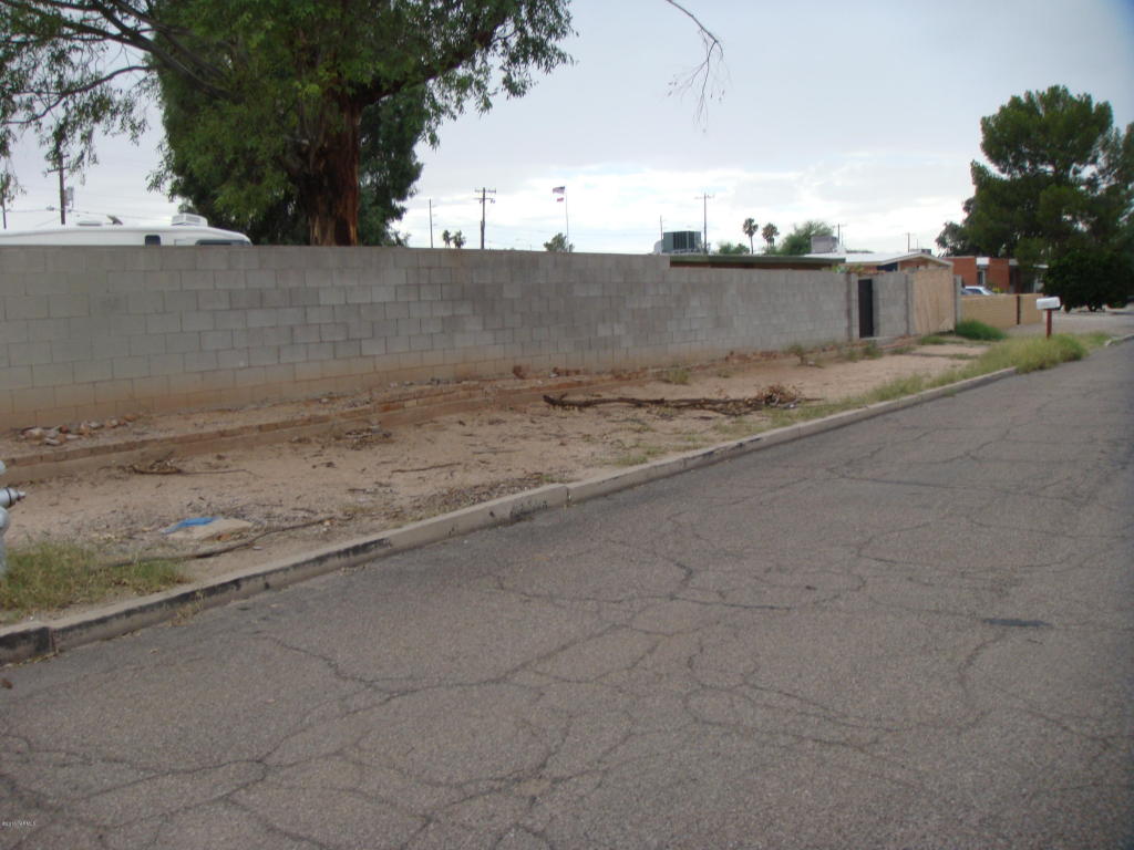 5850 E 21st, Tucson, AZ 85711