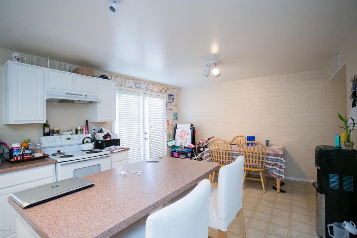 924 N Desert, Tucson, AZ 85711