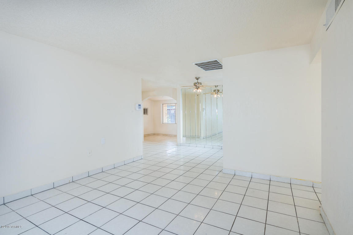 5602 E Juarez, Tucson, AZ 85711