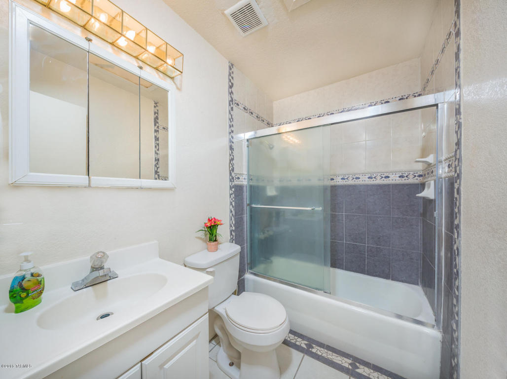 5602 E Juarez, Tucson, AZ 85711