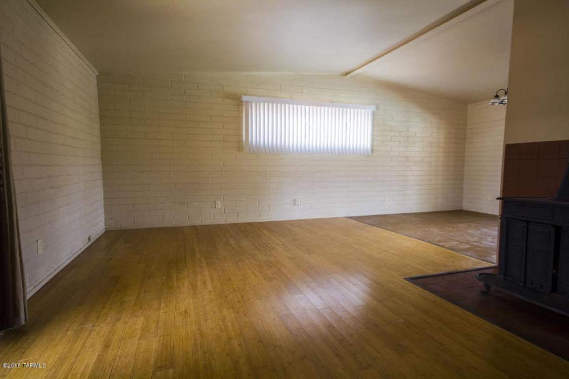 5949 E 33Rd, Tucson, AZ 85711
