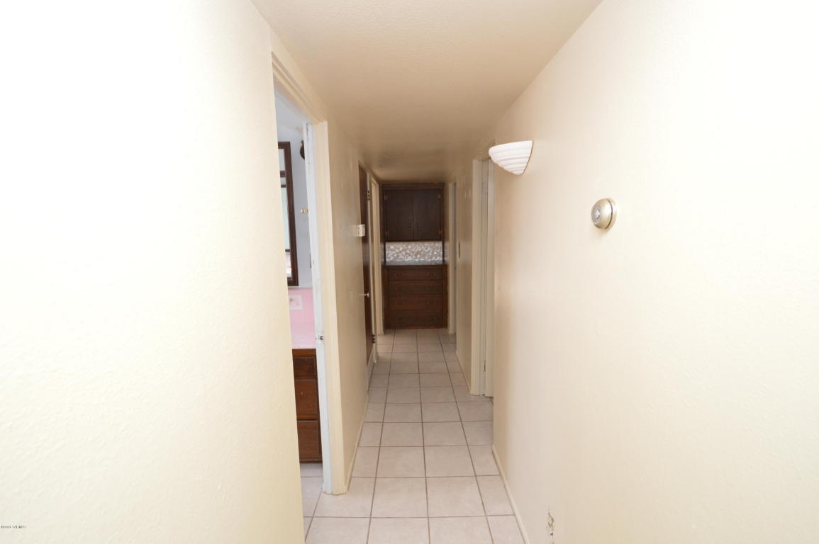 6074 E 20th, Tucson, AZ 85711