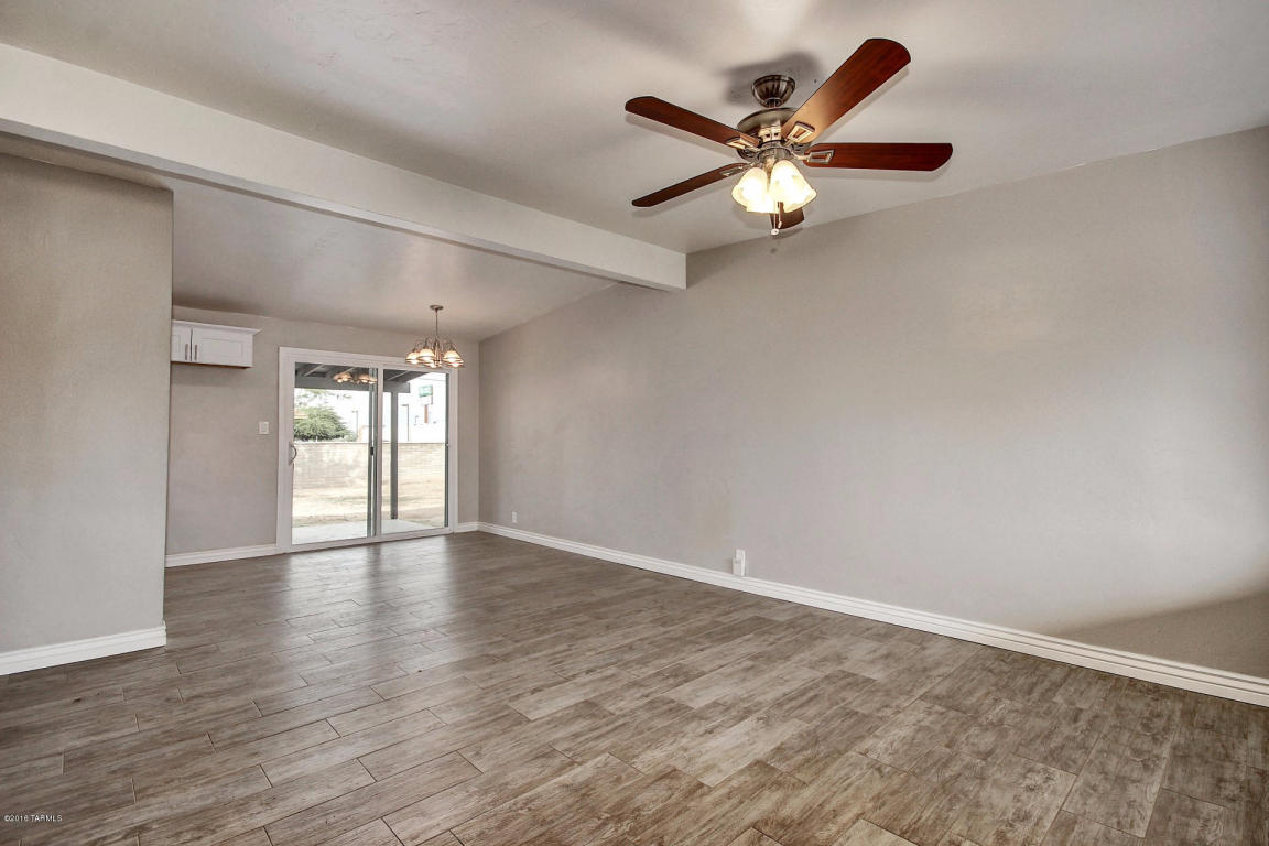 2502 S Jefferson, Tucson, AZ 85711