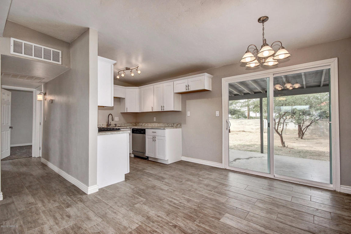 2502 S Jefferson, Tucson, AZ 85711