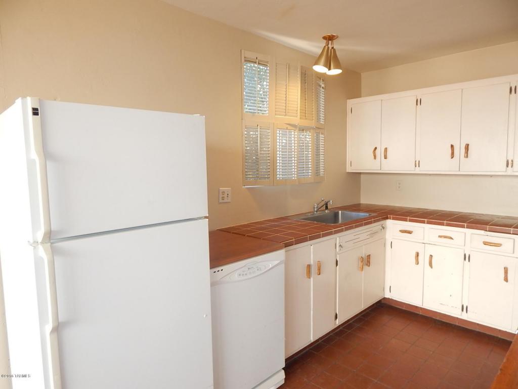 5035 E Scarlett, Tucson, AZ 85711