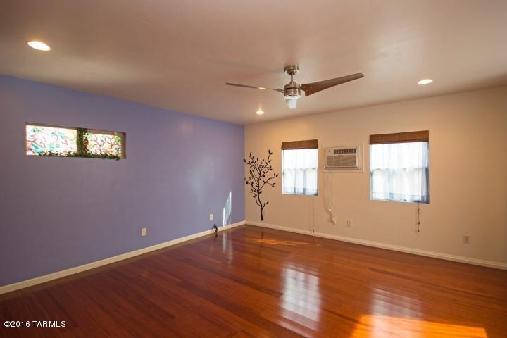 5010 E Scarlett, Tucson, AZ 85711