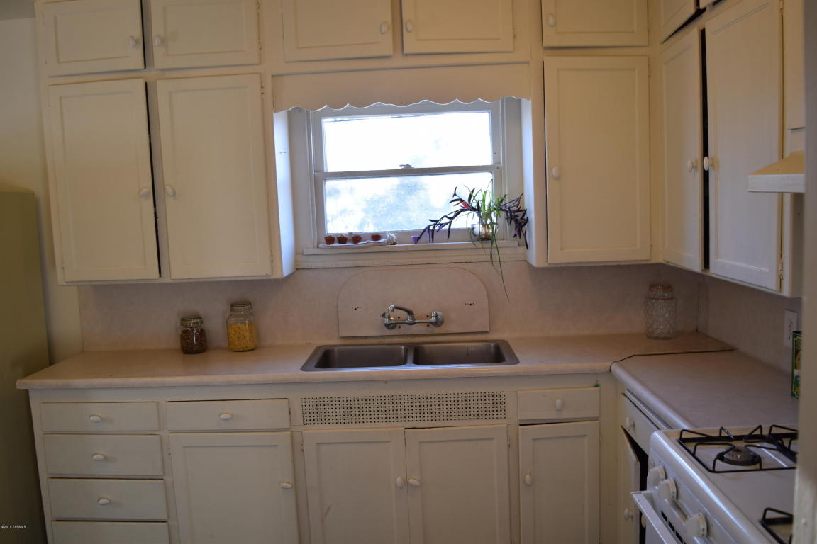 3902 E Justin, Tucson, AZ 85712