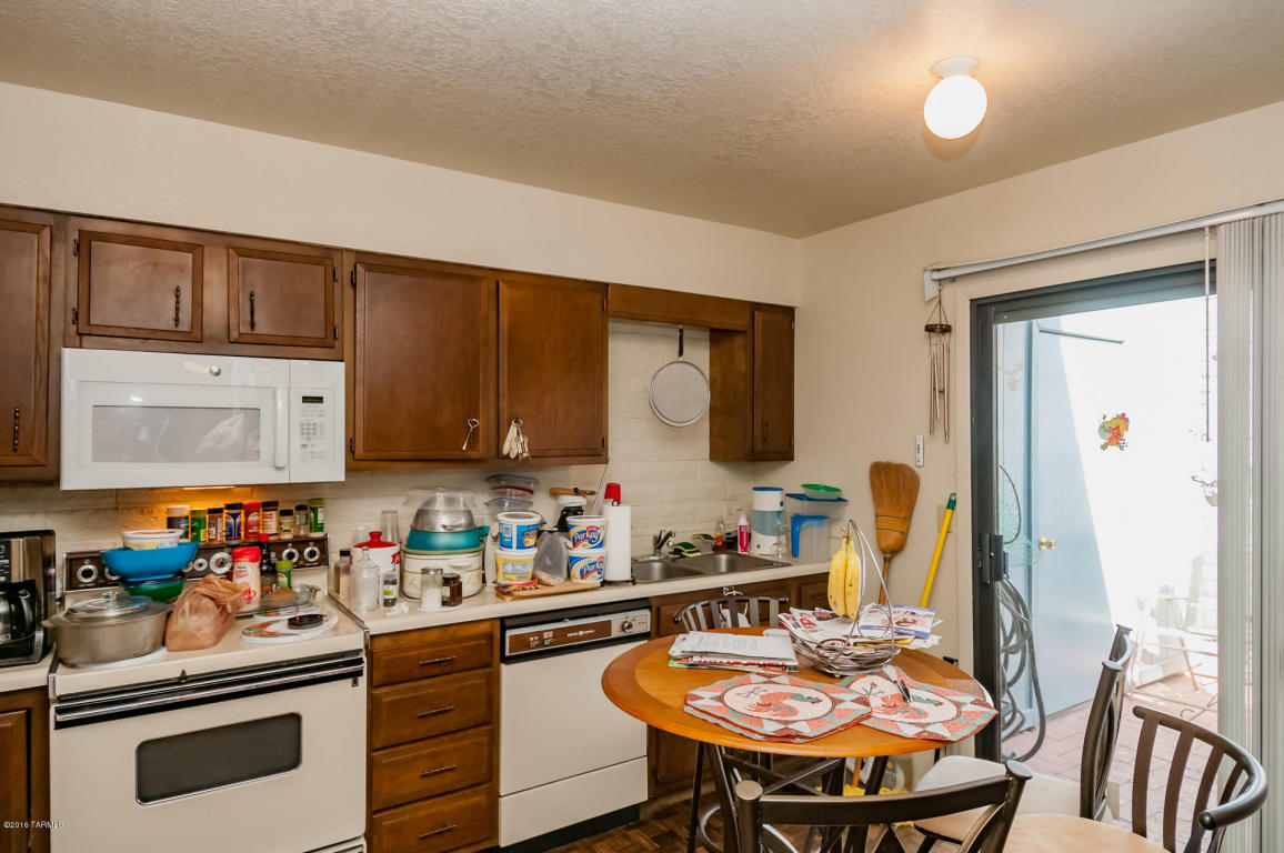 4324 E Hampton N, Tucson, AZ 85712