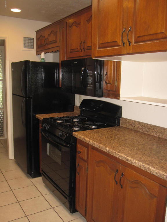 2432 N Sahuara Av, Tucson, AZ 85712