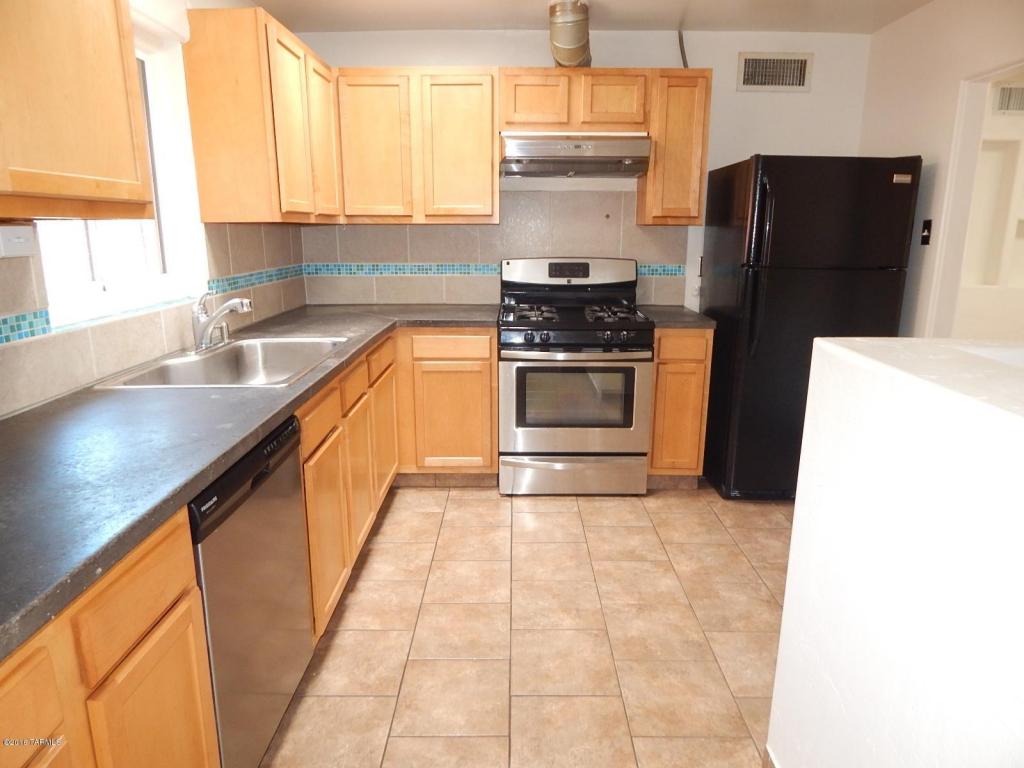 1611 N Beverly, Tucson, AZ 85712