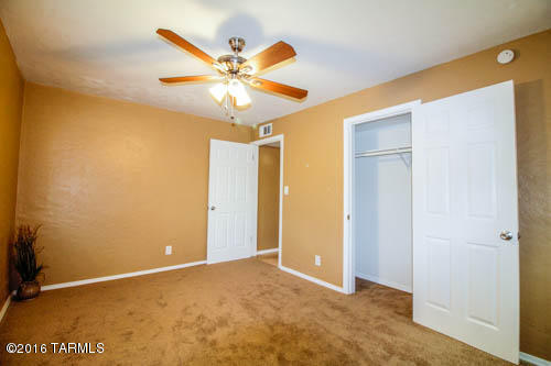 5458 E Lester, Tucson, AZ 85712