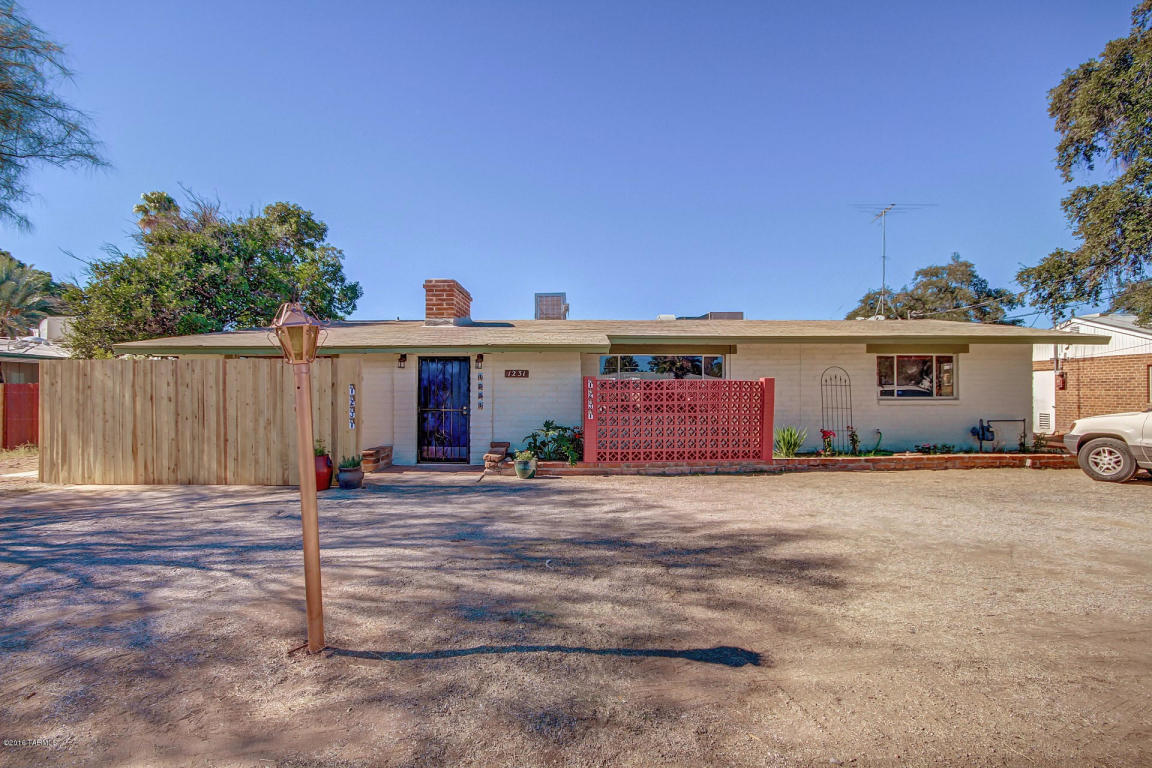 1231 N Swan, Tucson, AZ 85712