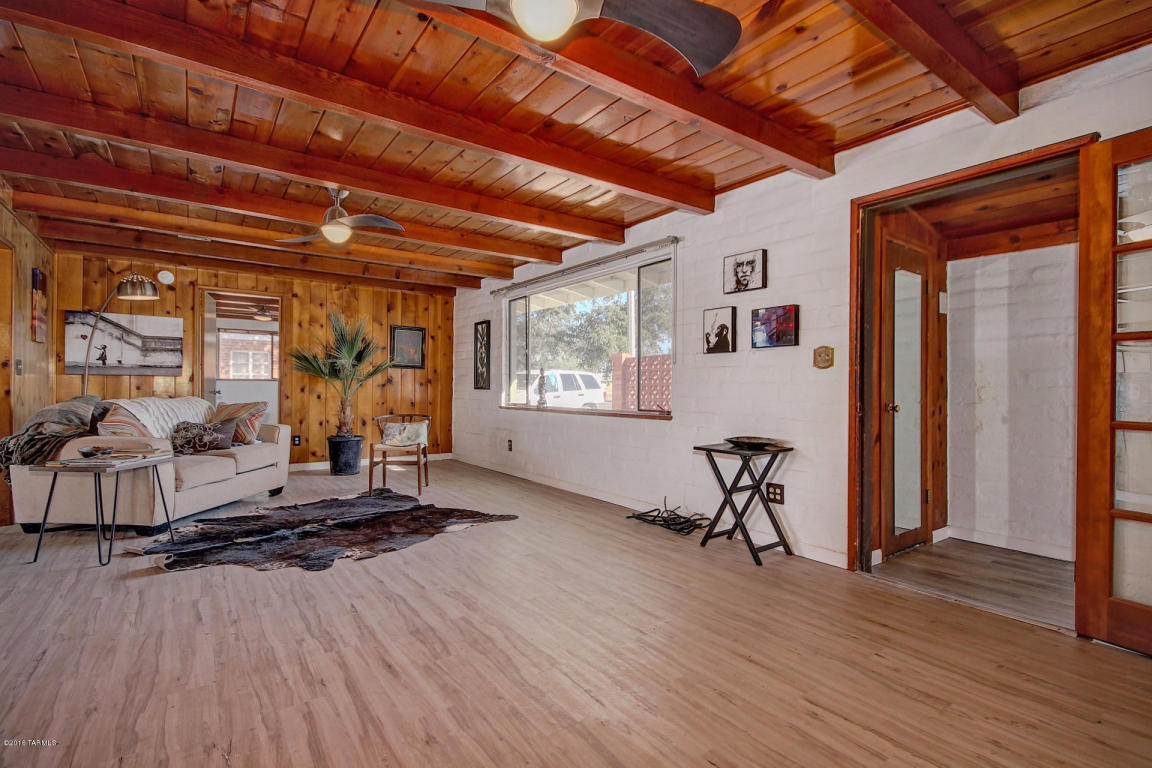 1231 N Swan, Tucson, AZ 85712