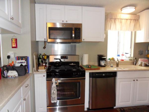 Villa Capri Mobile Home Park2305 W Ruthrauff RdTucson, AZ 85712