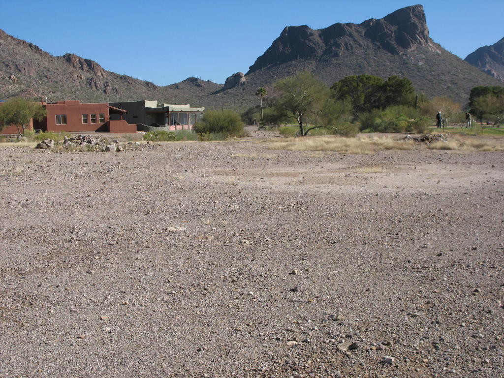 2441 S Triangle X, Tucson, AZ 85713