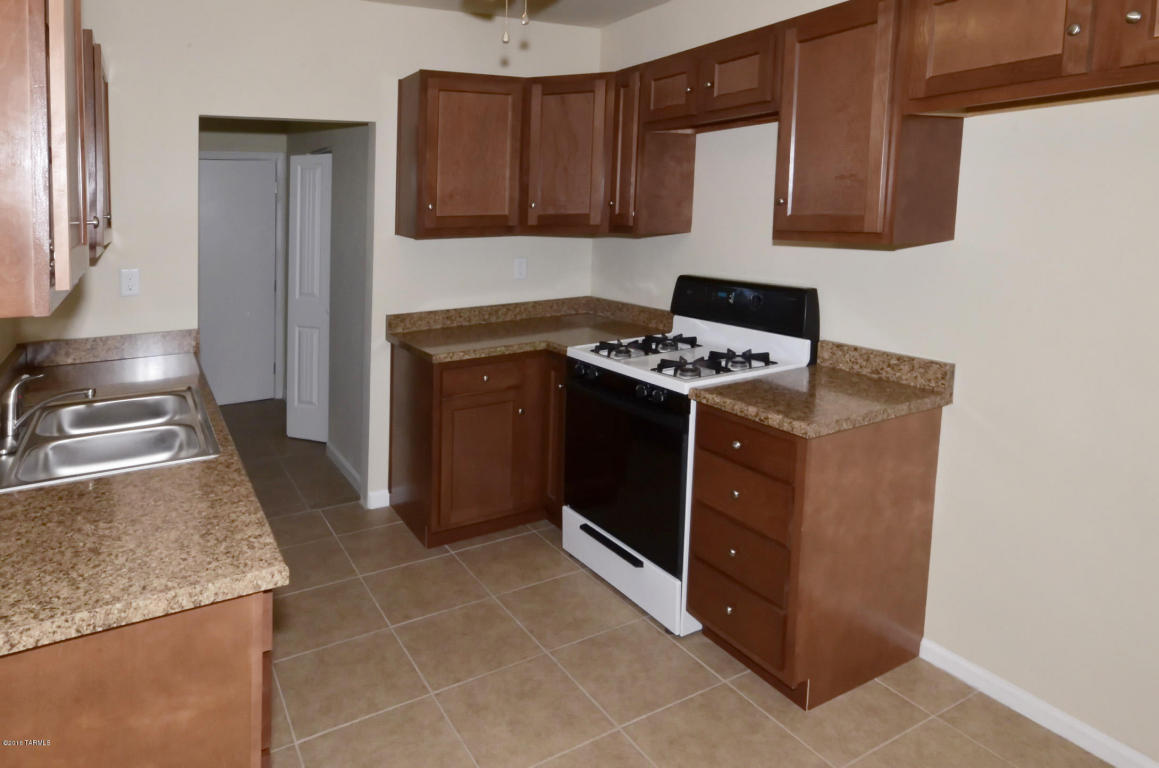 127 E 33rd, Tucson, AZ 85713